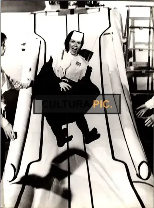 Vintage Original B&W Photo, Maureen McGovern as Sister Angelina in "Airplane!" Directed by Jim Abrahams, David Zucker, and Jerry Zucker - 1980