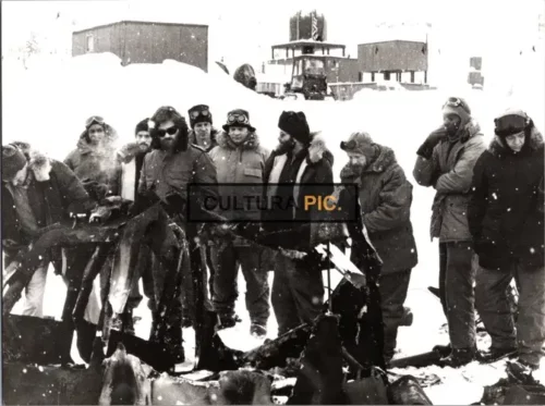 Vintage Original B&W Photo, Movie Scene "The Thing" by John Carpenter - 1982