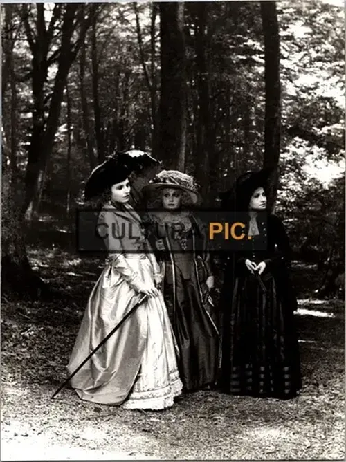Vintage Original B&W Photo, Hanna Schygulla and Laura Betti in 'The Night of the Varennes' by Ettore Scola - 1982