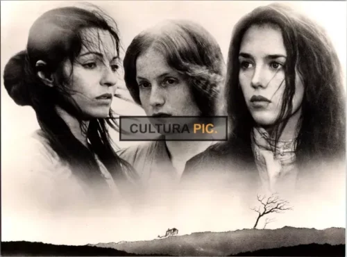 Vintage Original B&W Photo, Isabelle Huppert as Anne Brontë; Marie-France Pisier as Charlotte Brontë; Isabelle Adjani as Emily Brontë in "Les Soeurs Brontë" (The Bronte Sisters) Directed by André Téchiné - 1979