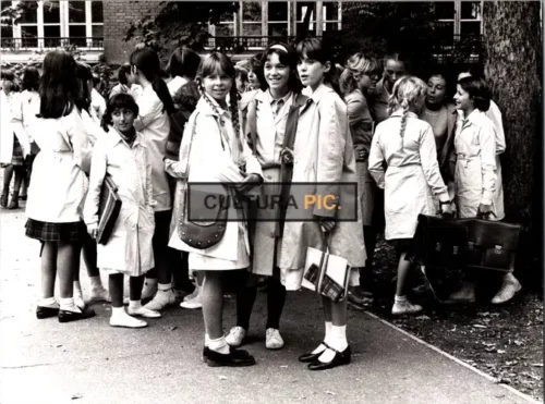 Vintage Original B&W Photo,  Valerie Stano, Anne Guillard, Eleonore Klarwein in "Diabolo Menthe" Directed by Diane Kurys - 1977