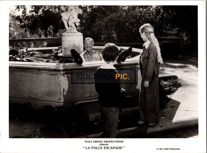 Vintage Original B&W Photo, David Niven, Kim Richards, and Brad Savage in "No Deposit, No Return" by Norman Tokar - 1976