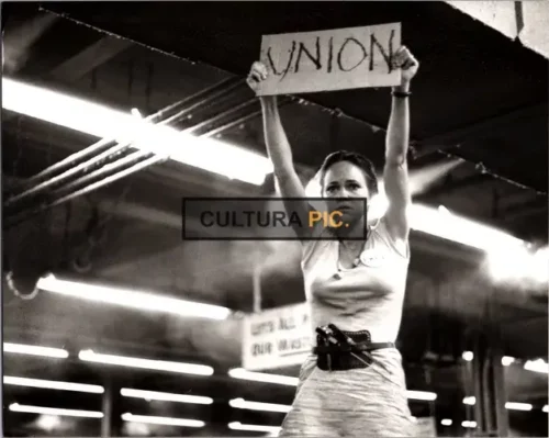 Vintage Original B&W Photo, Sally Field as Norma Rae Webster in "Norma Rae" by Martin Ritt - 1979