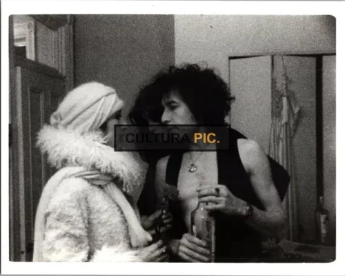 Vintage Original B&W Photo, Sara and Bob Dylan  in the film "Renaldo and Clara" directed by Bob Dylan - 1978