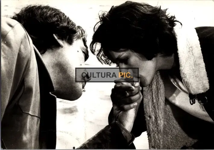 Vintage Original B&W Photo, Tomas Milian and Christine Boisson in "Identification of a Woman" by Michelangelo Antonioni - 1982