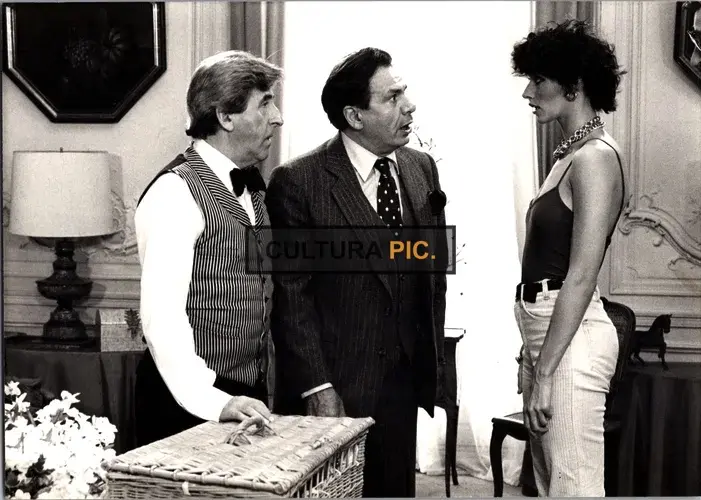 Vintage Original B&W Photo, Bernard Menez, Jean Lefebvre and Michel Galabru in "Duos sur canape" by Marc Camolleti - 1979