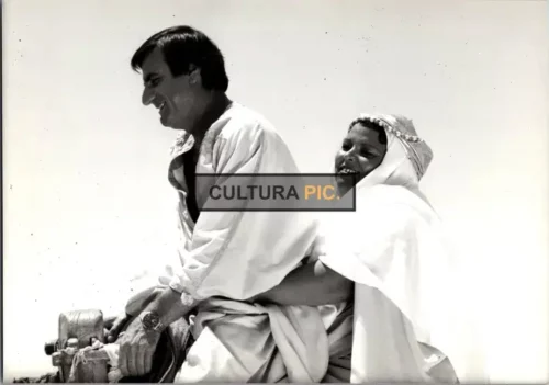 Vintage Original B&W Photo, Aldo Maccione in "Plus beau que moi, tu meurs" by Philippe Clair - 1982