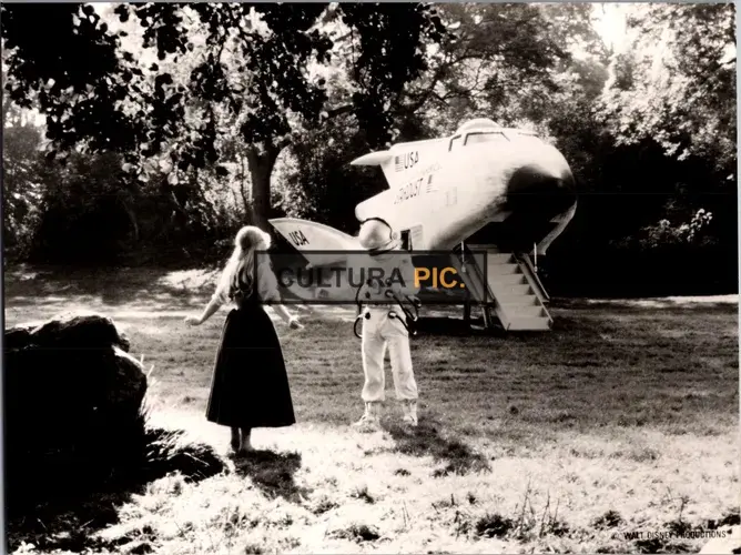 Vintage Original B&W Photo, Dennis Dugan and Sheila White in "Unidentified Flying Oddball" by Russ Mayberry - 1979