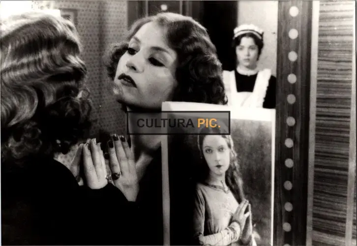 Vintage Original B&W Photo, Isabelle Huppert in "Violette" by Claude Chabrol - 1978