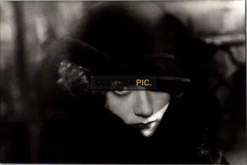 Vintage Original B&W Photo, Isabelle Huppert in "Violette" by Claude Chabrol - 1978
