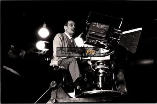 Vintage Original B&W Photo, Luis Buñuell on the set of Le Fantôme de la liberté - 1974