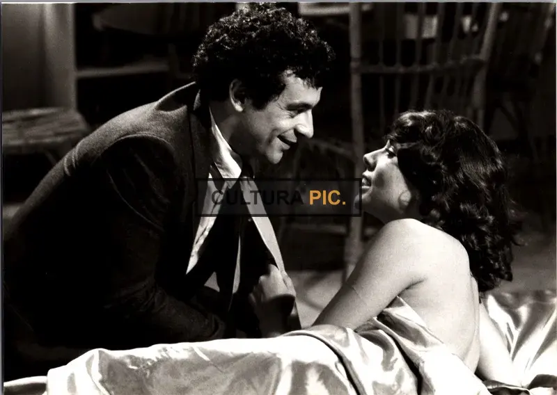 Vintage Original B&W Photo, Marie-Christine Descuard and Francis Perrin in "Le roi des cons" Directed by Claude Confortès - 1981