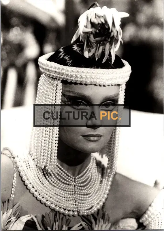 Vintage Original B&W Photo, Mimi Coutelier in "Deux heures moins le quart avant Jésus-Christ" by Jean Yanne - 1982