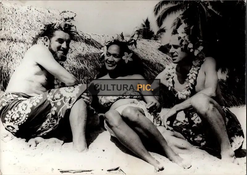 Vintage Original B&W Photo, The Romance Film "Tabu: A Story of the South Seas" Starring: Anne Chevalier, Matahi and Hitu - 1931