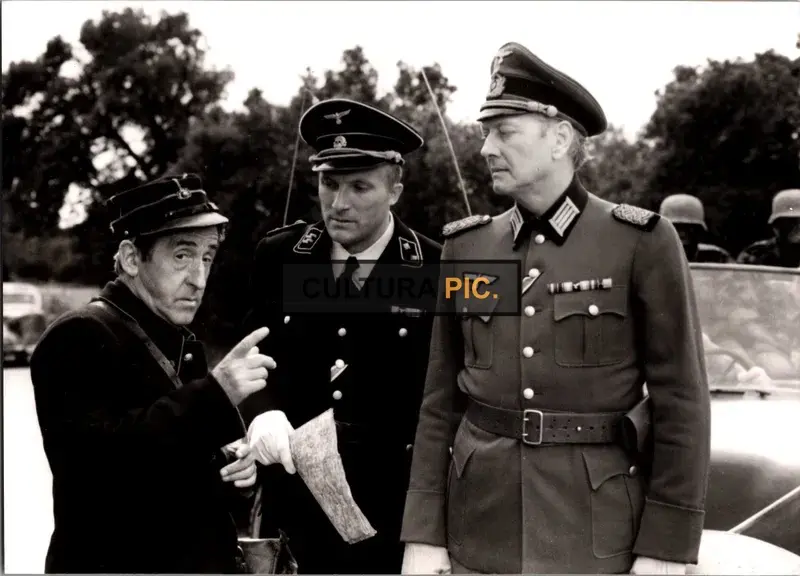Vintage Original B&W Photo, Jean Lefebvre, Hans Verner and Franz (Frantz) Wolf in "Le Joueur De Gloire" by Jacques Besnard - 1976