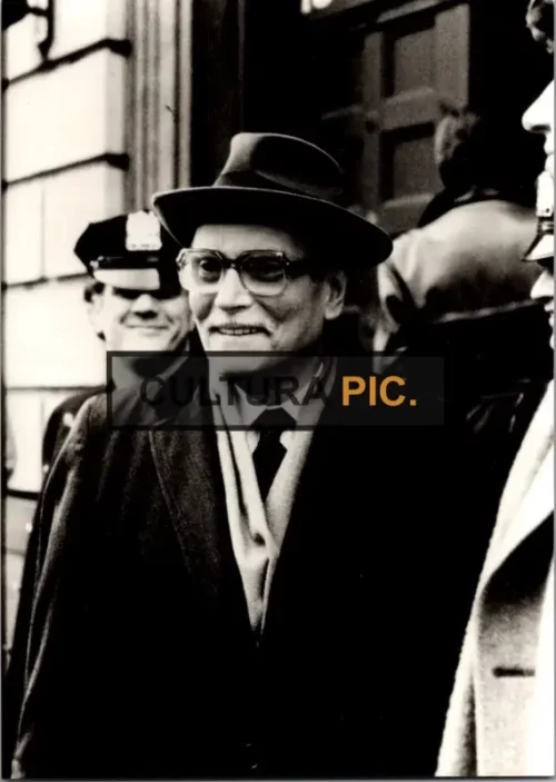 Vintage Original B&W Photo, Laurence Olivier in "The Jazz Singer" by Richard Fleischer and Sidney J. Furie - 1980
