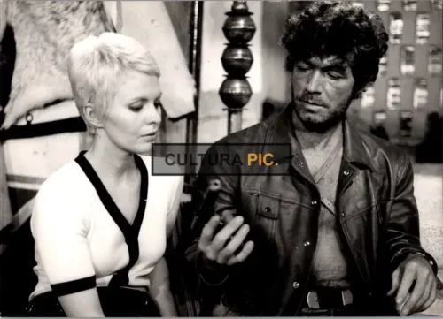Vintage Original B&W Photo, Stephen Boyd and Jean Seberg in "Kill! Kill! Kill! Kill!" by Romain Gary - 1971