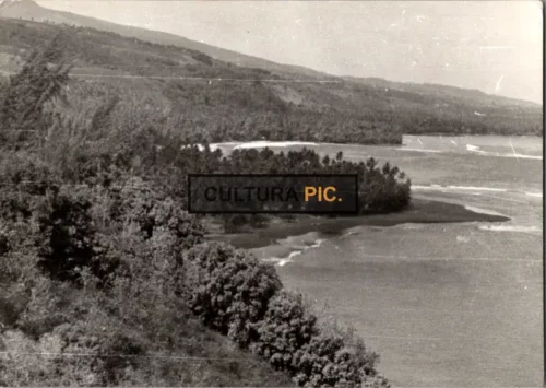 Vintage Original B&W Photo, The Largest Island in The Windward Group of French Polynesia Called "Matavai Bay"