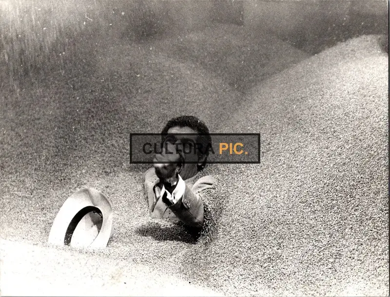 Vintage Original B&W Photo, Omar Sharif in "Le Casse" by Henri Verneuil - 1971