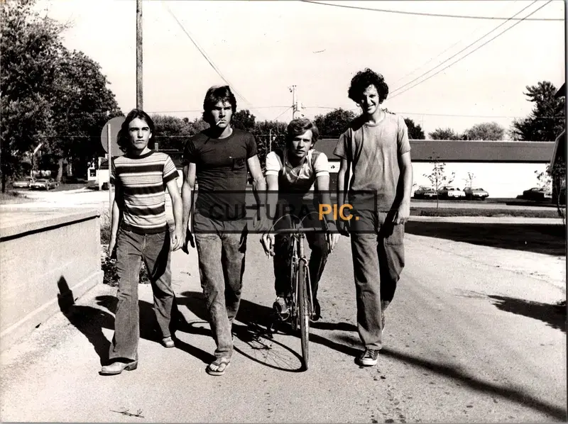 Vintage Original B&W Photo, Dennis Quaid, Dennis Christopher, Jackie Earle Haley, and Daniel Stern in "Breaking Away" by Peter Yates - 1979
