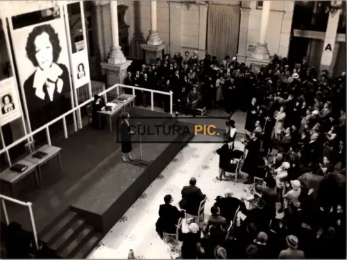 Vintage Original B&W Photo, Romy Schneider in "La banquière" by Francis Girod - 1980
