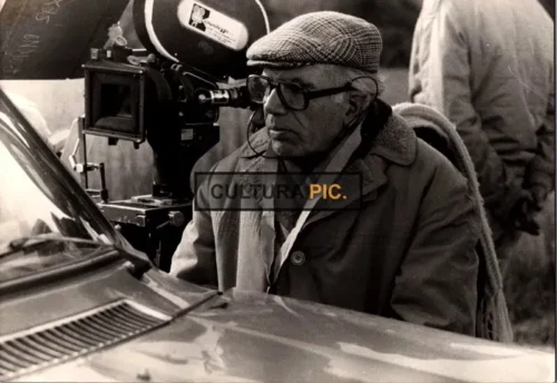 Vintage Original B&W Photo, Director Luigi Comencini on Set in "Voltati Eugenio" - 1980