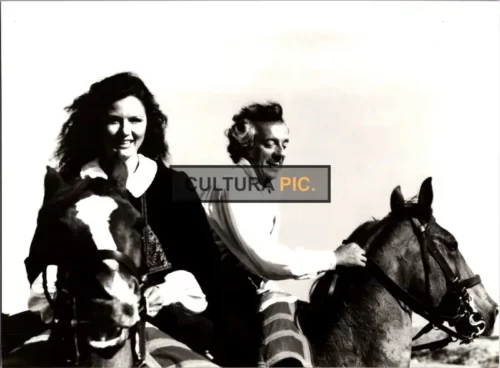 Vintage Original B&W Photo, Agostina Belli and Jean-Pierre Cassel in "La guérilléra" by Pierre Kast - 1982