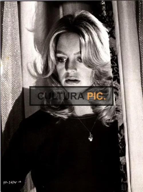 Vintage Original B&W Photo, Goldie Hawn in "Foul Play" Directed and Written by Colin Higgins - 1978