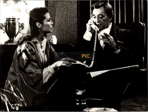 Vintage Original B&W Photo, Robert Mitchum and Alexandra Stewart  in "The Agency" by George Kaczender - 1980