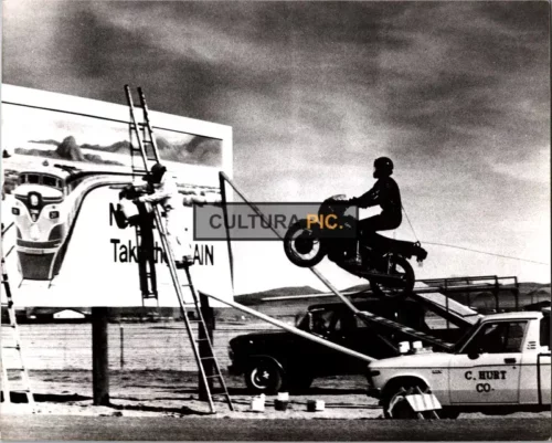 Vintage Original B&W Photo, Harvey Jason in "The Gumball Rally" by Charles Bail - 1976