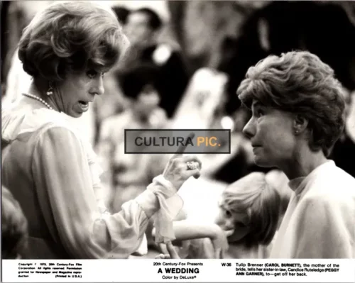 Vintage Original B&W Photo, Carol Burnett and Peggy Ann Garner in "A Wedding" by Robert Altman - 1978