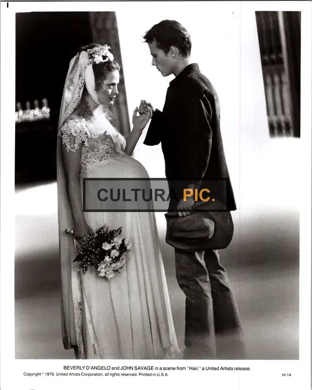 Vintage Original B&W Photo, Beverly D'Angelo and John Savage in "Hair" by Milos Forman - 1979
