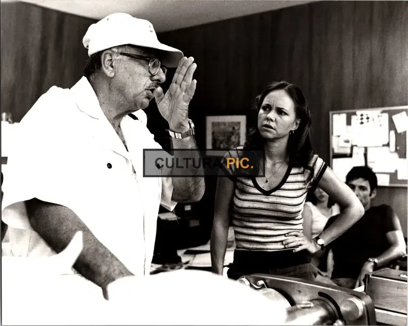 Vintage Original B&W Photo, Sally Field, Ron Leibman, and Director Martin Ritt on Set in "Norma Rae" - 1979