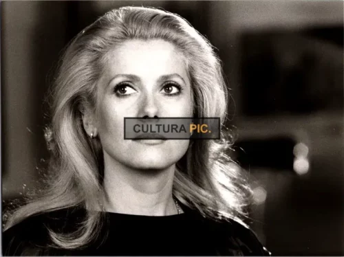 Vintage Original B&W Photo, Catherine Deneuve in "Hustle" by Robert Aldrich - 1975