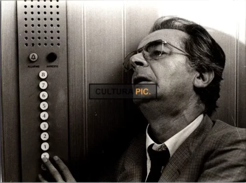 Vintage Original B&W Photo, Serge Reggiani in "La terrazza" by Ettore Scola - 1980