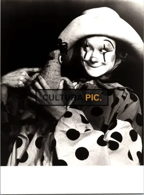 Vintage Original B&W Photo, Nola Rae, a Mime Artist and Clown - 1980