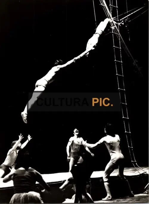 Vintage Original B&W Photo, The Imperial Circus, photo by Fructus - 1980