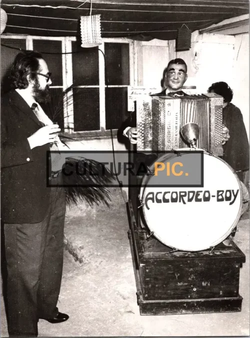 Vintage Original B&W Photo, Accordeo-Boy - 1930