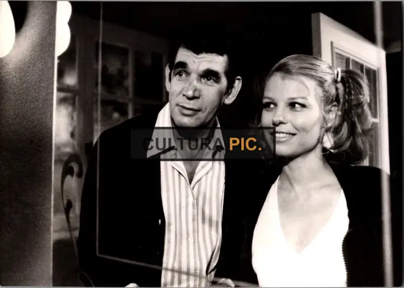 Vintage Original B&W Photo, Michel Constantin and Nicole Norden in "Plein les poches pour pas un rond" by Daniel Daërt in 1978