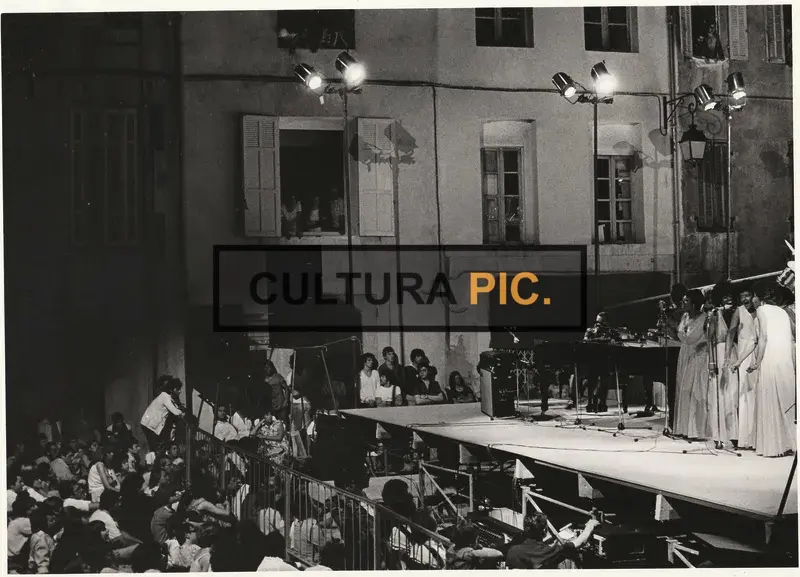 Vintage Original B&W Photo, Ray Charles in Place du Forum des Cardeurs - 1978