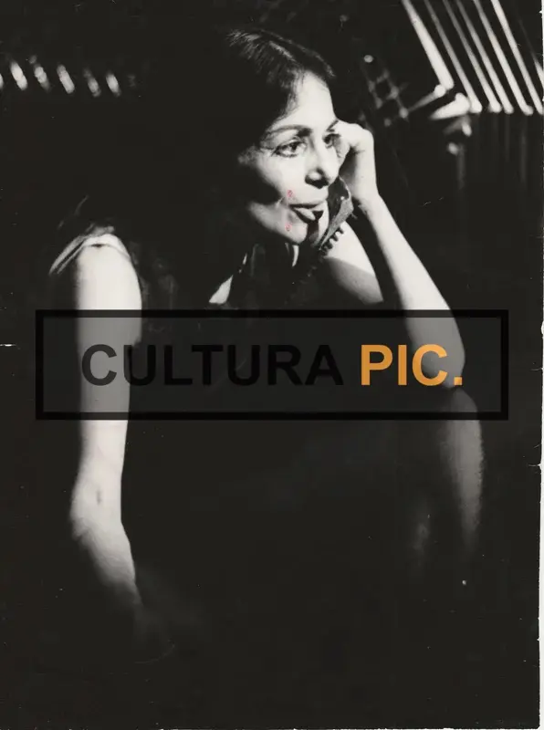 Vintage Original B&W Photo, Catherine Seller - 1970
