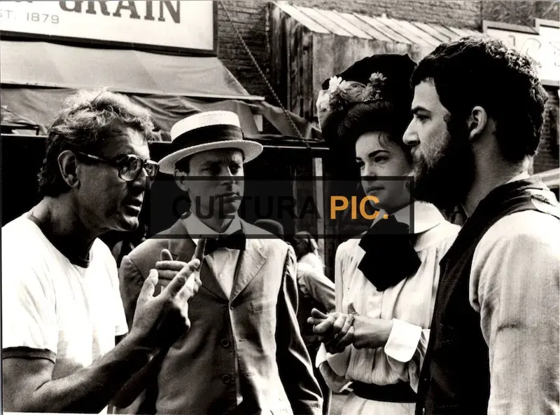 BW Set of 4 Photographies of Drama Film "Ragtime" Directed by: Milos Forman - 1981