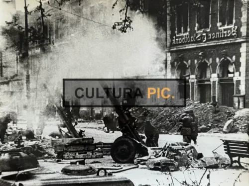 Vintage Original B&W Photo, The Battle of Berlin - 1945