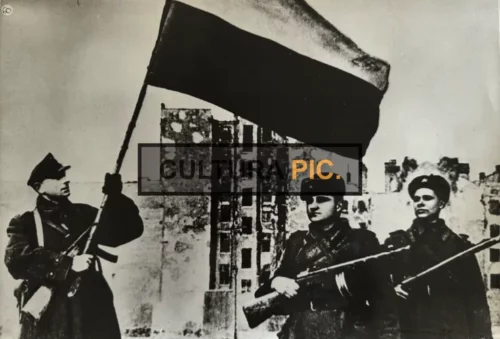 Vintage Original B&W Photo, Soviet and Polish soldiers in liberated Warsaw in 1944