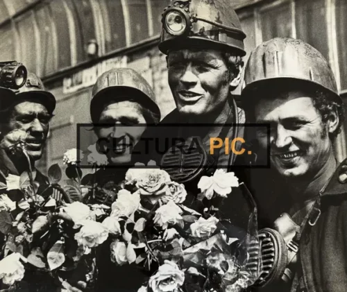 Vintage Original B&W Photo, the Great October Revolution Monument - 1977