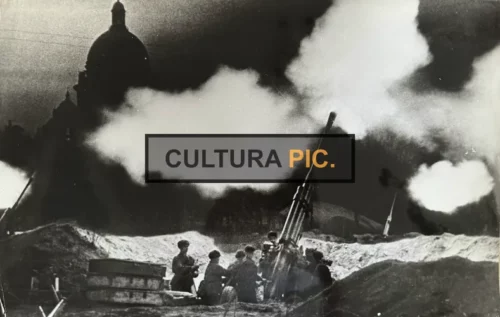 BW Photography during the Siege of Leningrad - 1941